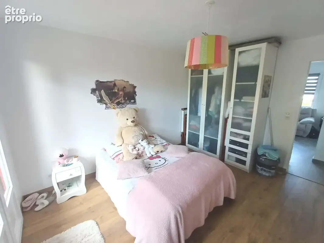 Bel Appartement entièrement rénové avec Garage,Cave et Balcon - photo 9