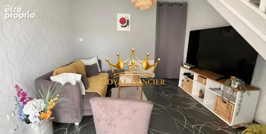 Maison 133 m² à Dange-Saint-Romain  - photo 7