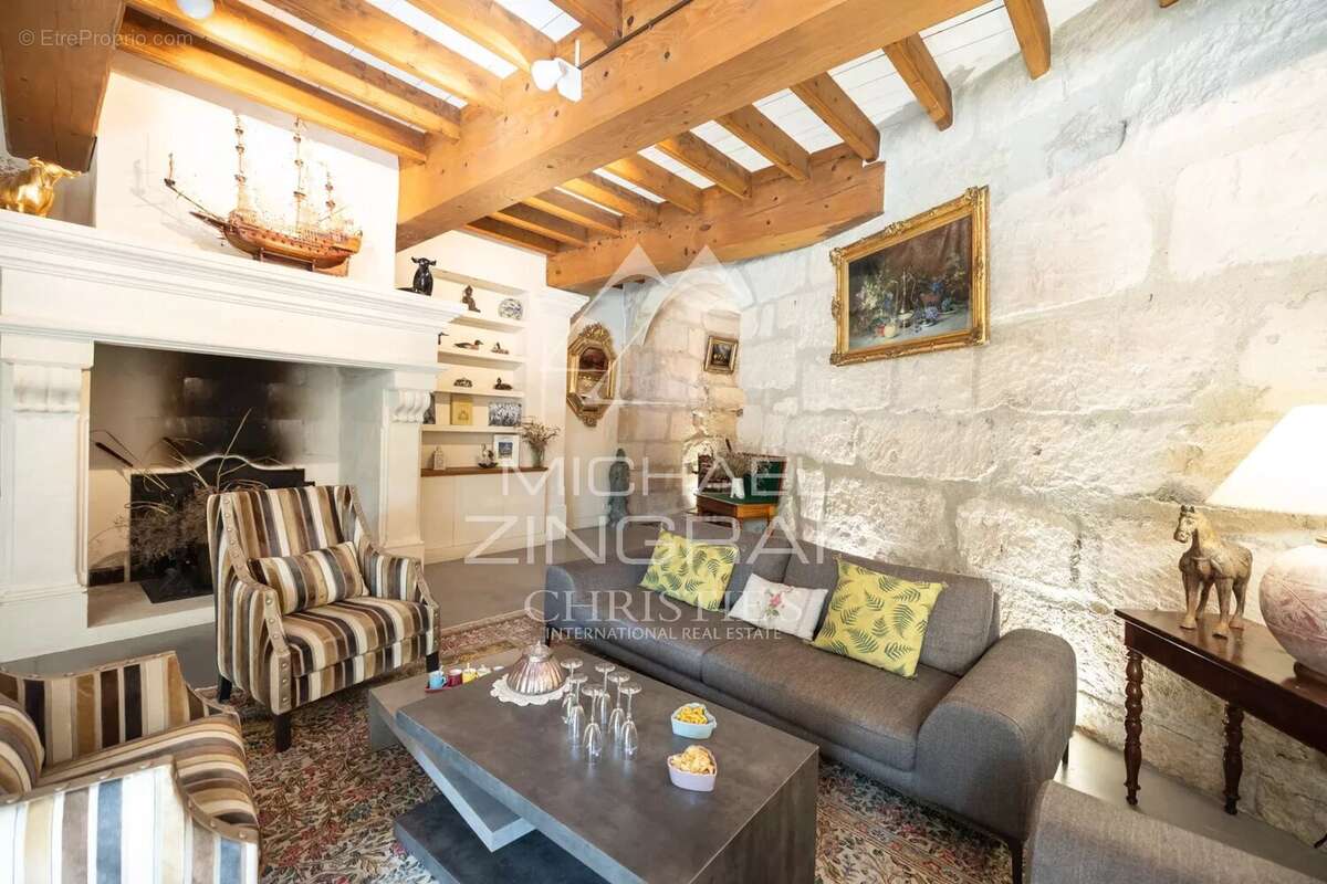 Maison à SAINT-REMY-DE-PROVENCE