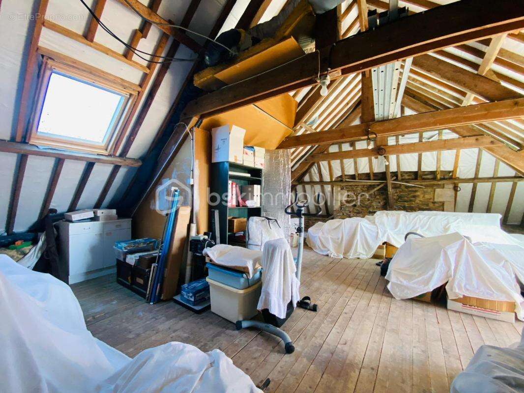 Maison à PLOUER-SUR-RANCE