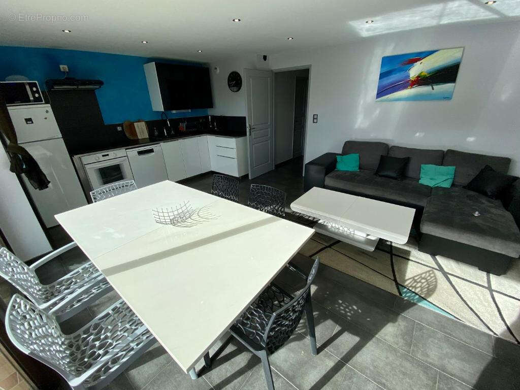 Appartement à LE CHATEL