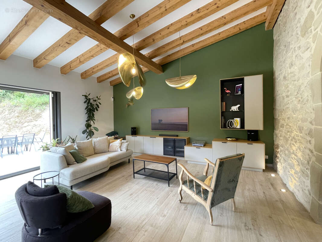 Maison à MOURS-SAINT-EUSEBE