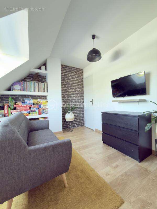 Maison à LA CHAPELLE-DES-MARAIS