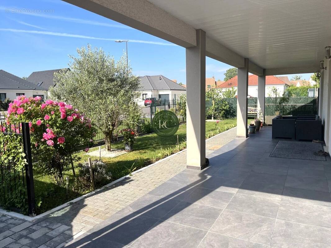 Maison à THOREY-EN-PLAINE