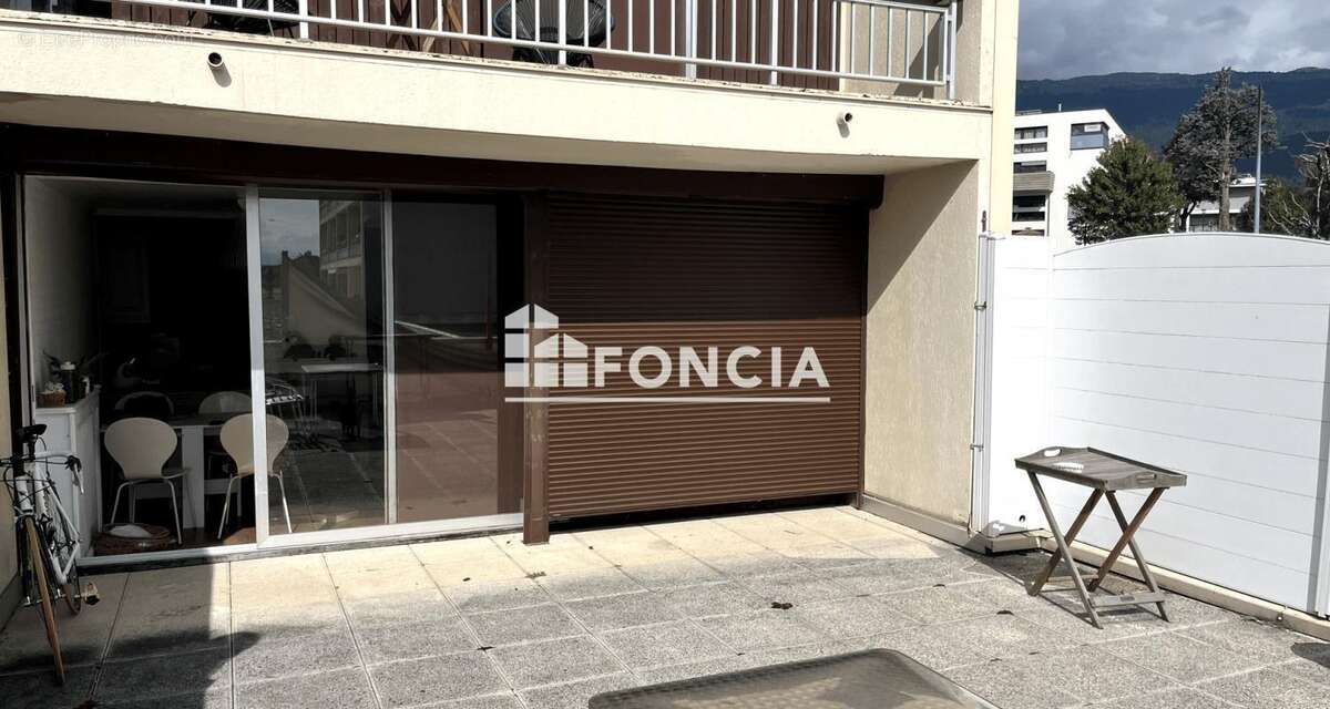 Appartement à SAINT-GENIS-POUILLY