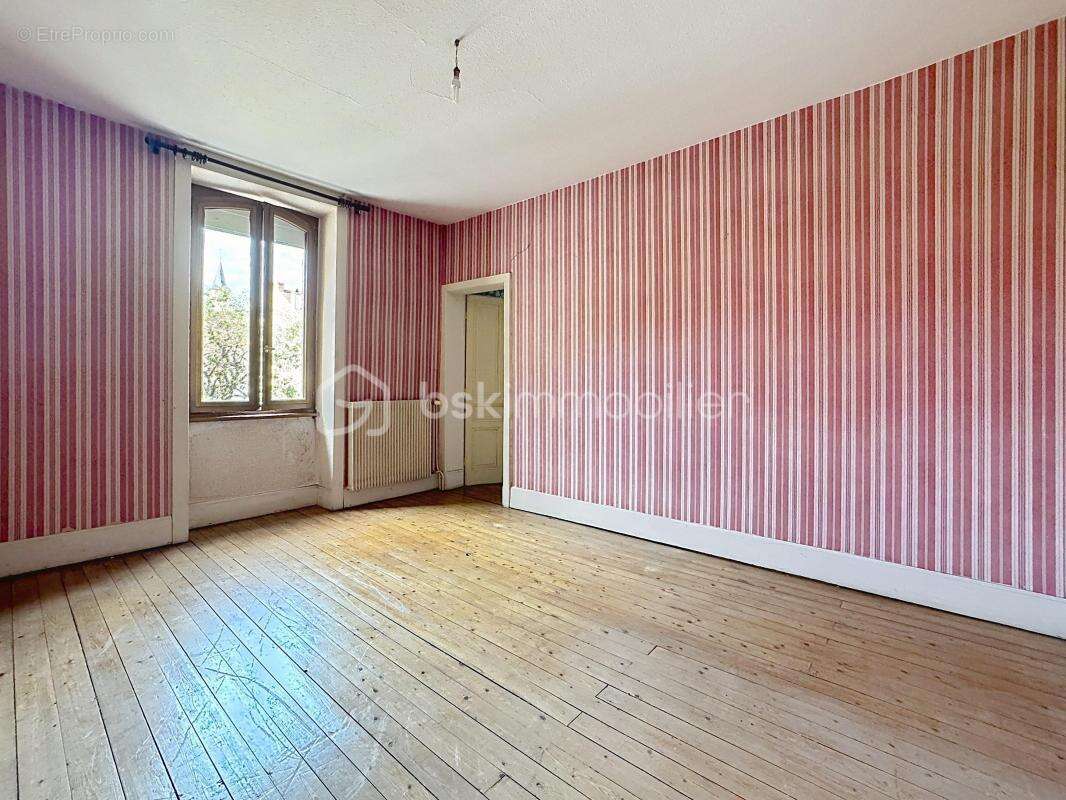 Charmante Maison de ville à rénover - photo 12