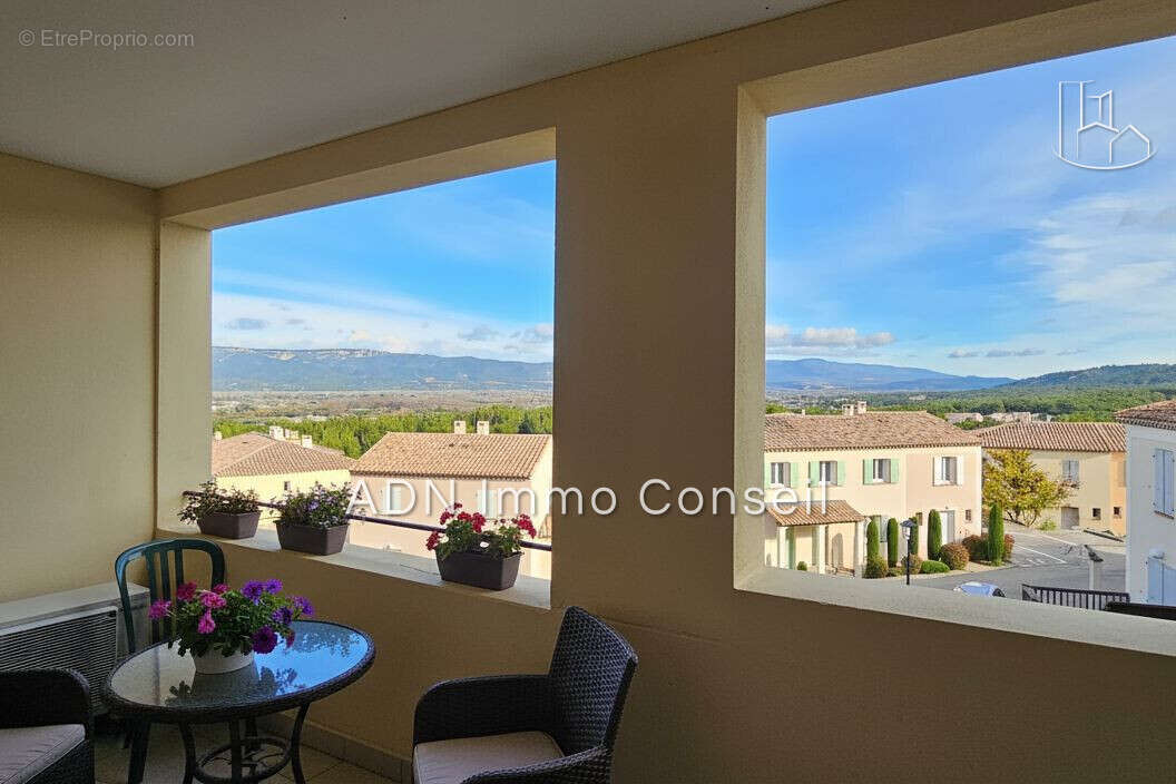 Appartement à MALLEMORT