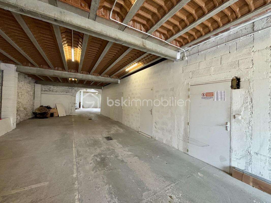 Appartement à PAULHAN