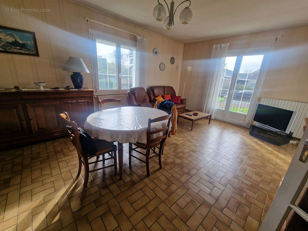 Maison à LEIGNE-LES-BOIS