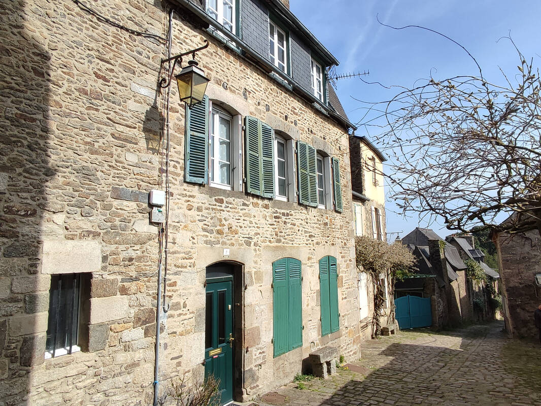 Maison à DINAN