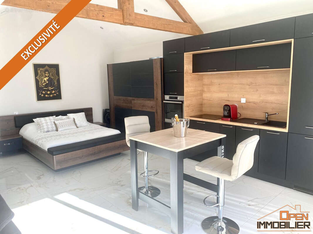 Maison à SAINT-JULIEN-DE-LAMPON