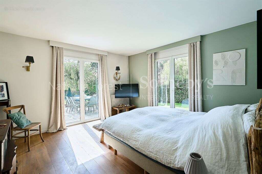 Maison à CROIX