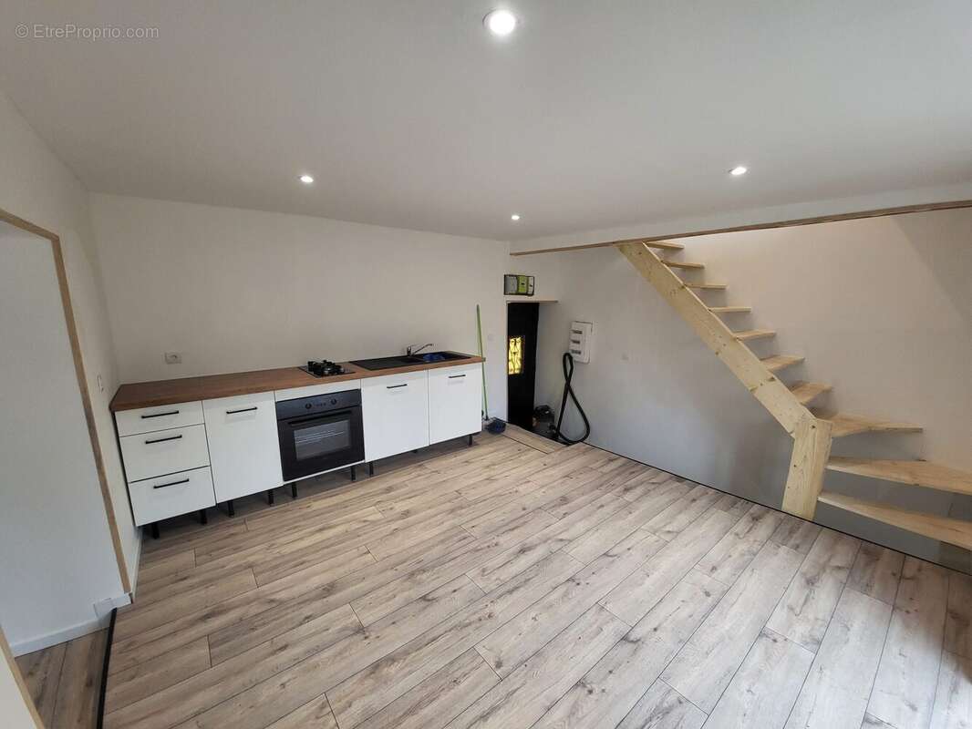 Maison à ALLONDRELLE-LA-MALMAISON