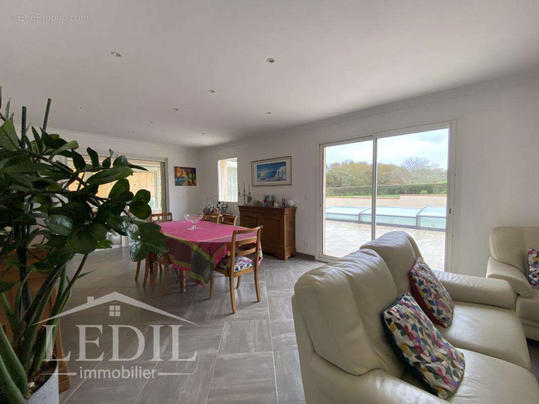 Villa de charme moderne - 3 suites, véranda lumineuse, piscine - photo 10