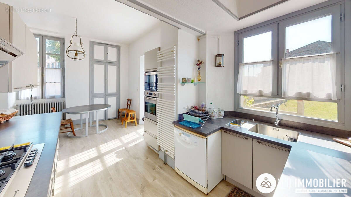 Maison à CORDES-SUR-CIEL