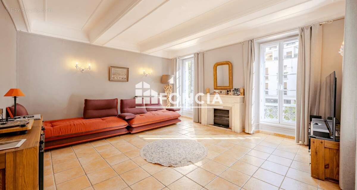 Appartement à HYERES