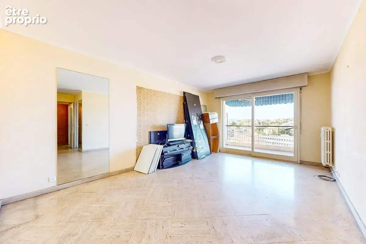 Cannes Montrose - 2 pièces 50m2 - Dernier étage - Vue mer - Cave - Garage - photo 4