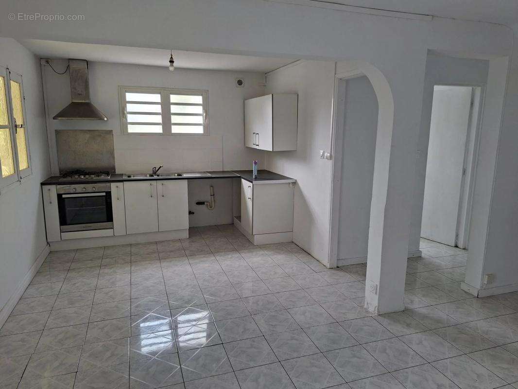 Maison à SAINT-DENIS