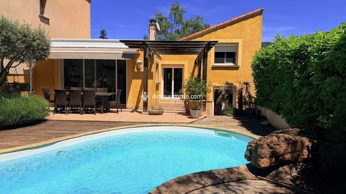 Maison à MILLAU