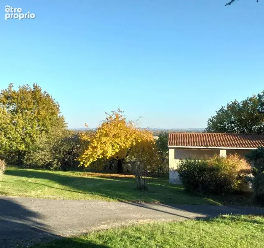 Rieumes 31370, terrain de 1 150 m2 dans un cadre paisible avec grand garage - photo 2