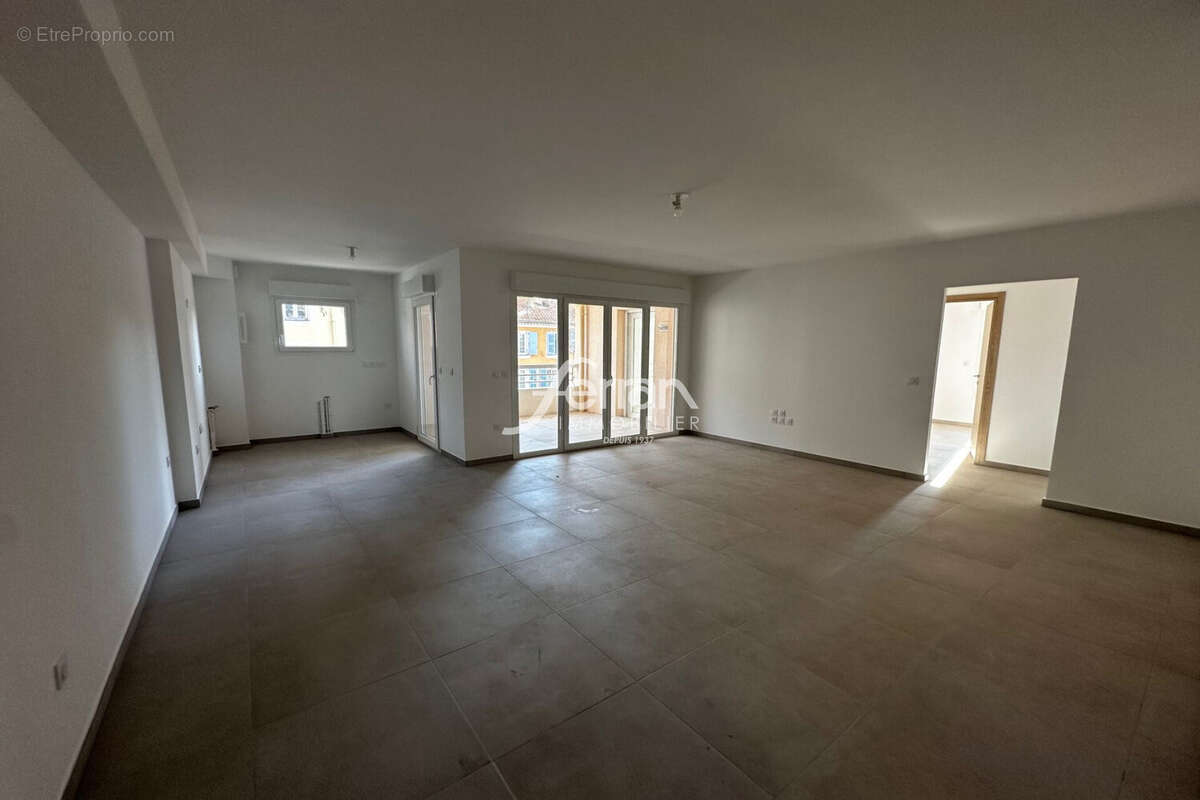 Appartement à DRAGUIGNAN