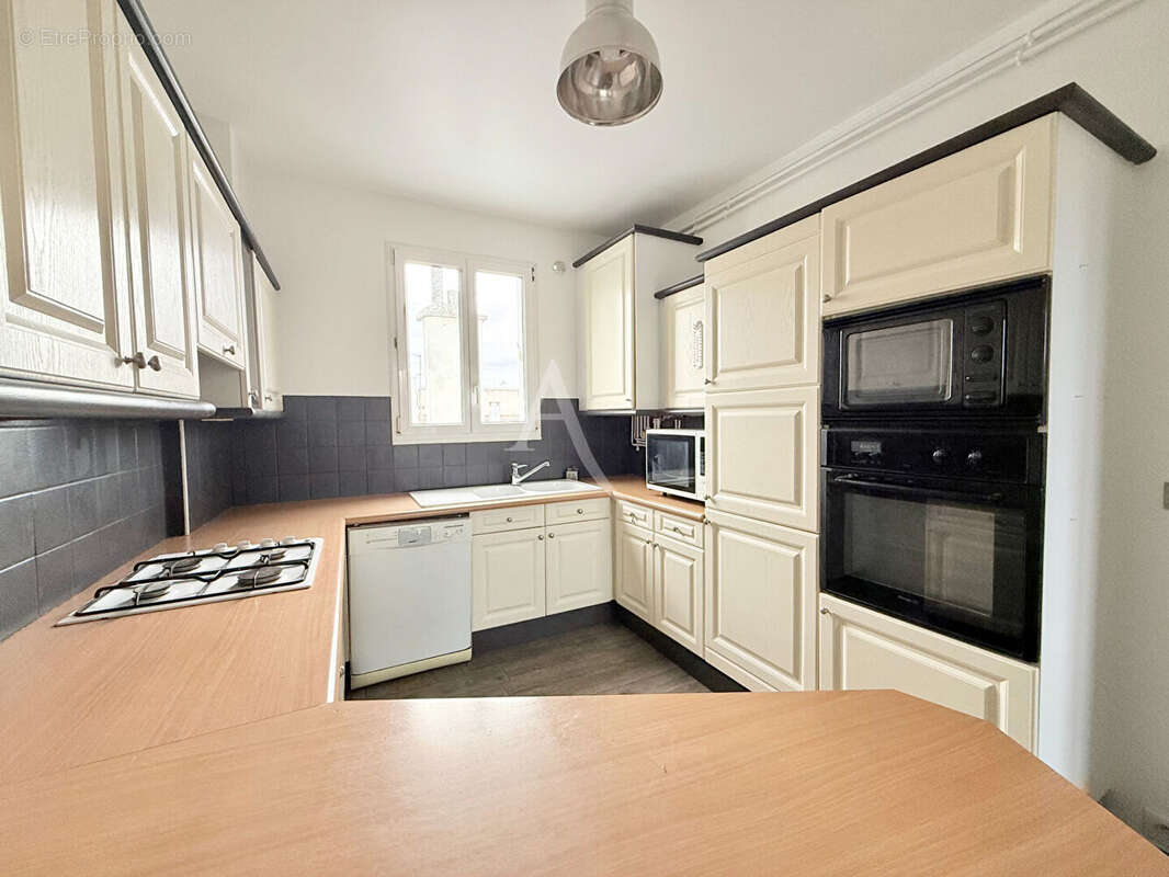 Appartement à LE PERREUX-SUR-MARNE