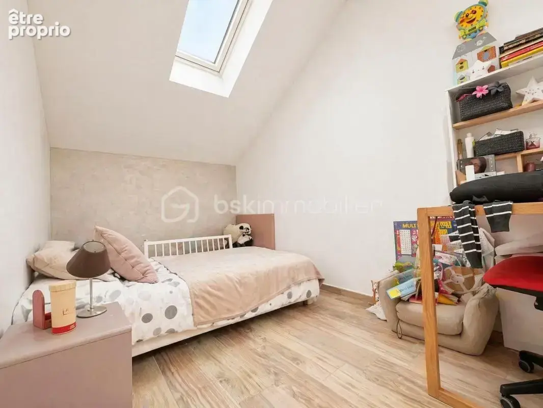 Maison sur la commune de Voiron de 136 m² - photo 8