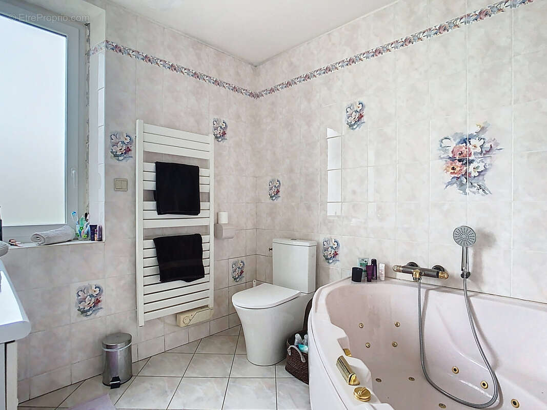 Maison à PICAUVILLE