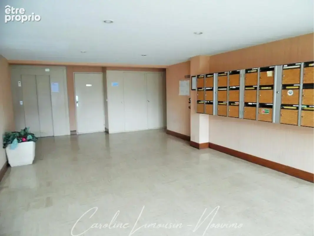 Hyper centre: duplex 2 chambres avec garage et cave - photo 14