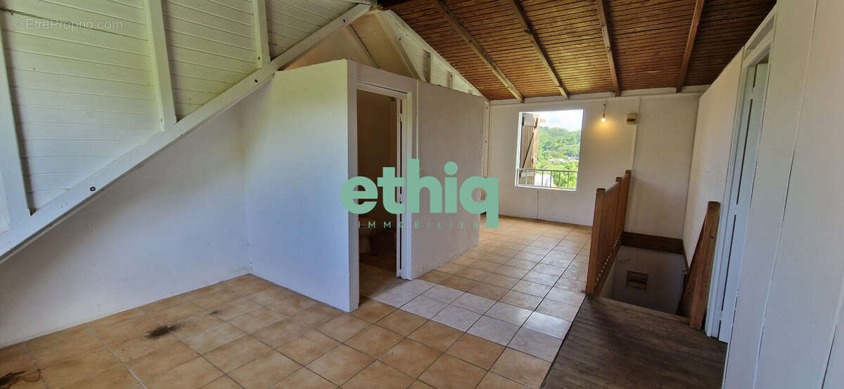 Mezzanine - Maison à MORNE-A-L'EAU