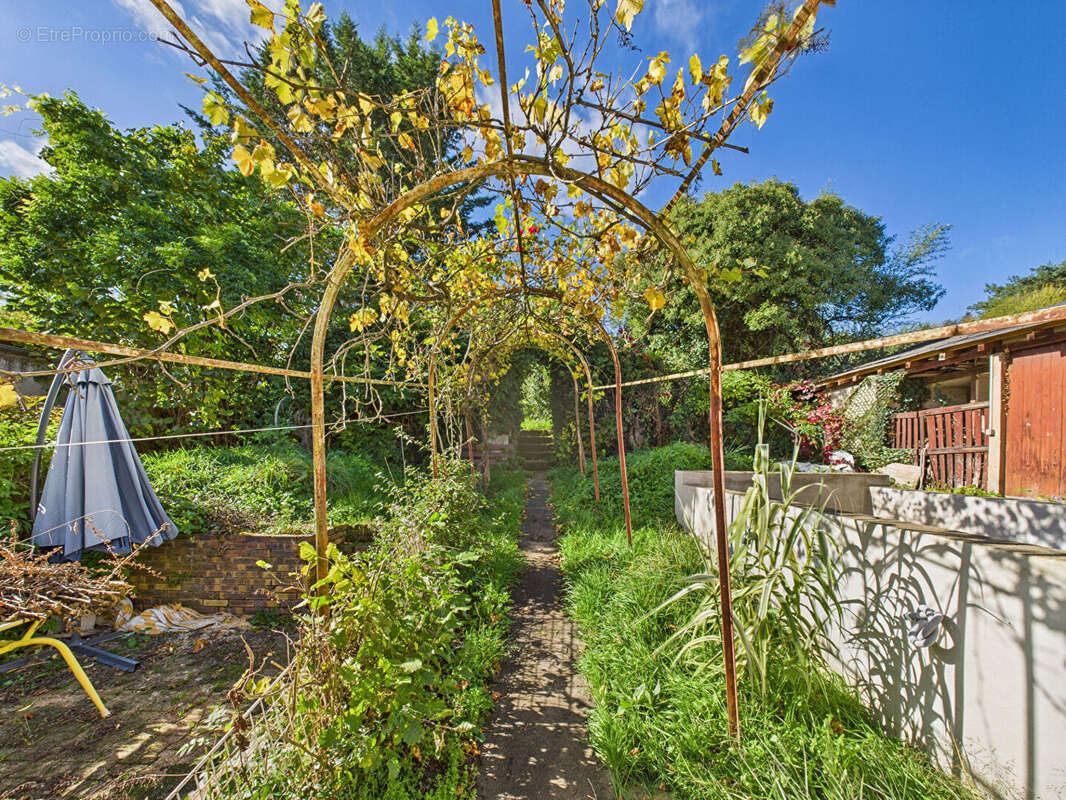 Maison à BELLERIVE-SUR-ALLIER