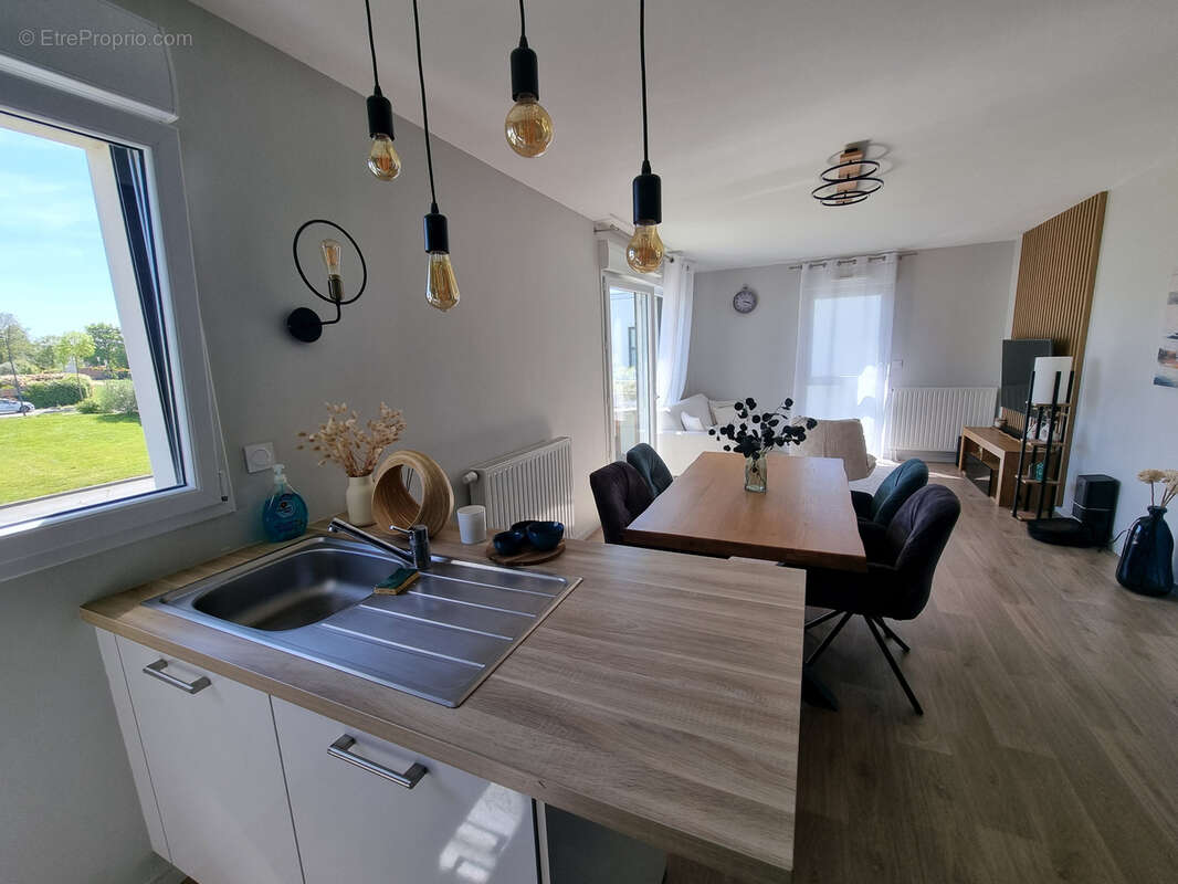 Appartement à SAINT-ERBLON