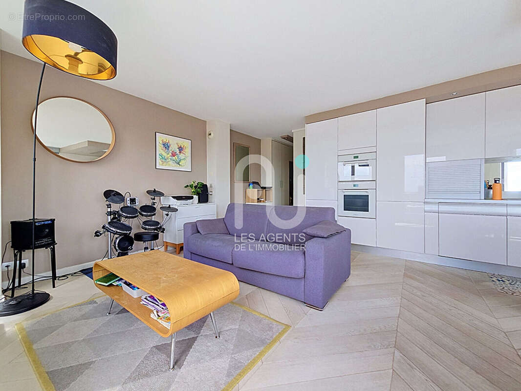Appartement à ASNIERES-SUR-SEINE