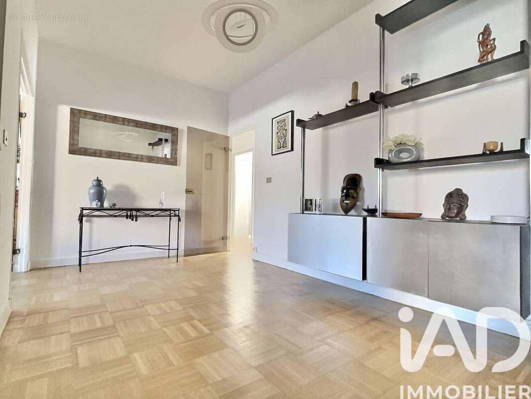Photo 3 - Appartement à MARSEILLE-8E