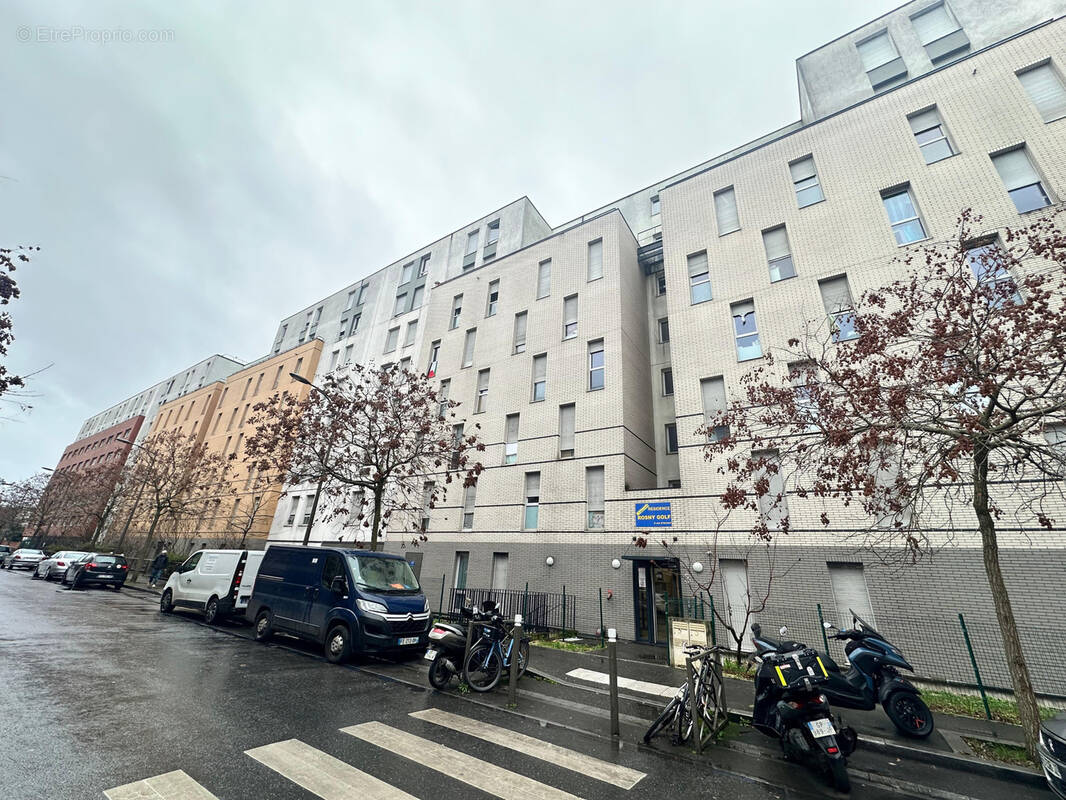 Appartement à ROSNY-SOUS-BOIS