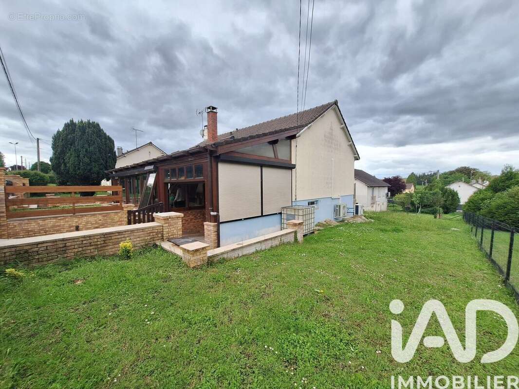 Photo 2 - Maison à VOUZIERS