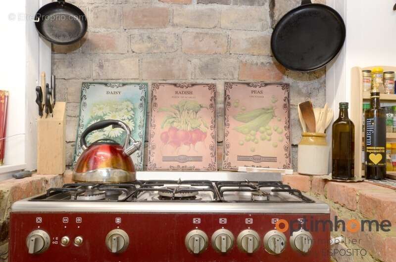  Charmante maison en pierre avec dépendance à rénover – Cœur de Saint-Laurent-de-Céris (Charente)  - photo 5