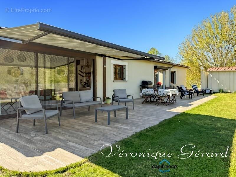 Maison à MOULIN-NEUF