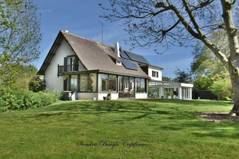 Maison à LAVAL