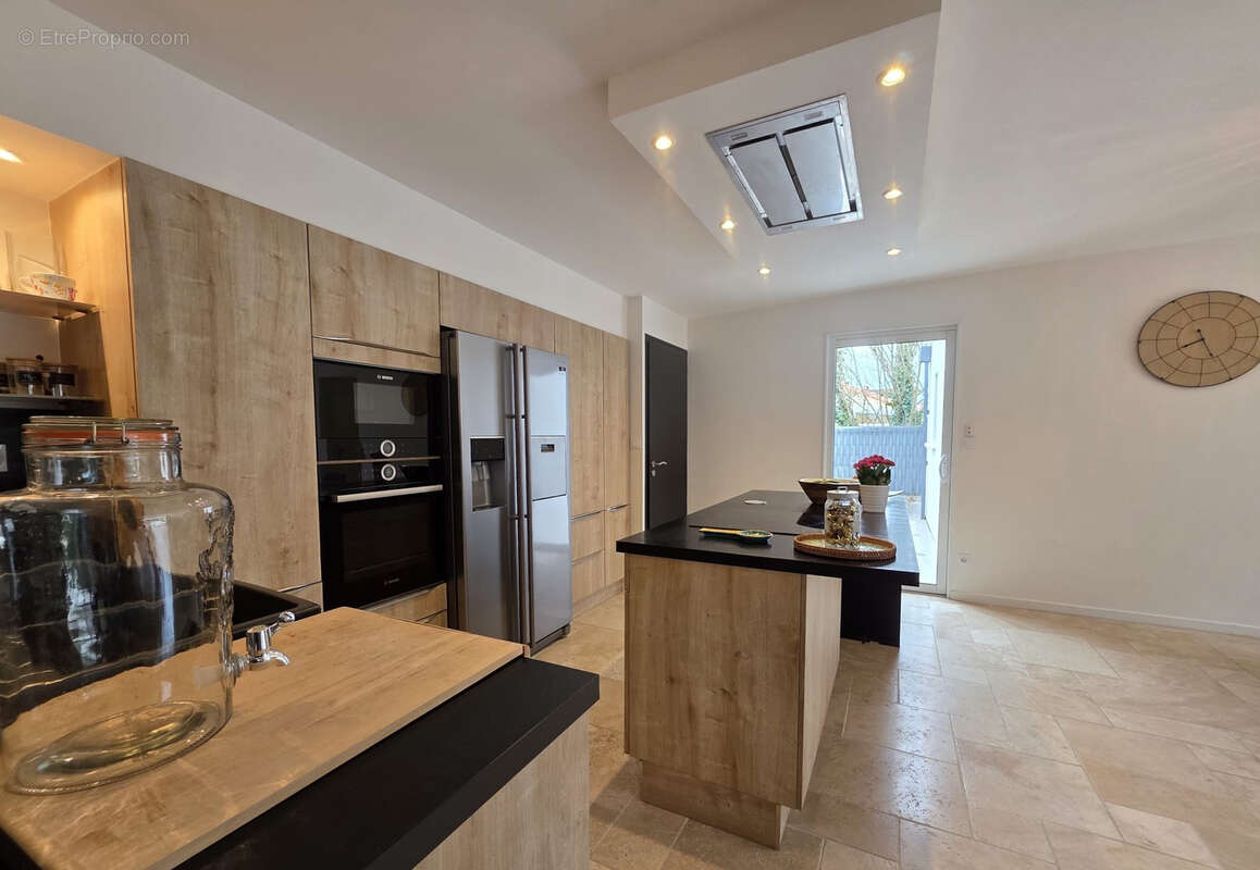 Maison à BOUGUENAIS