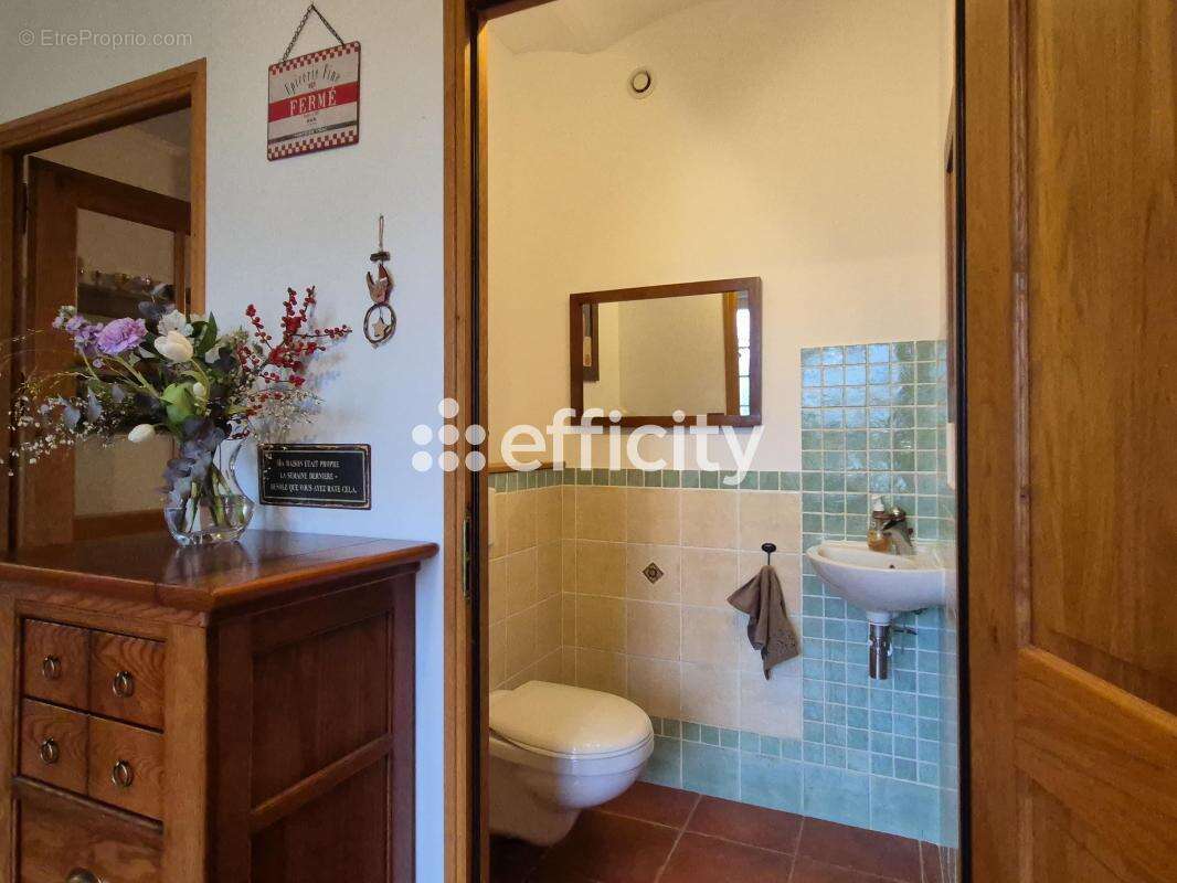 Maison à REIGNAC-SUR-INDRE