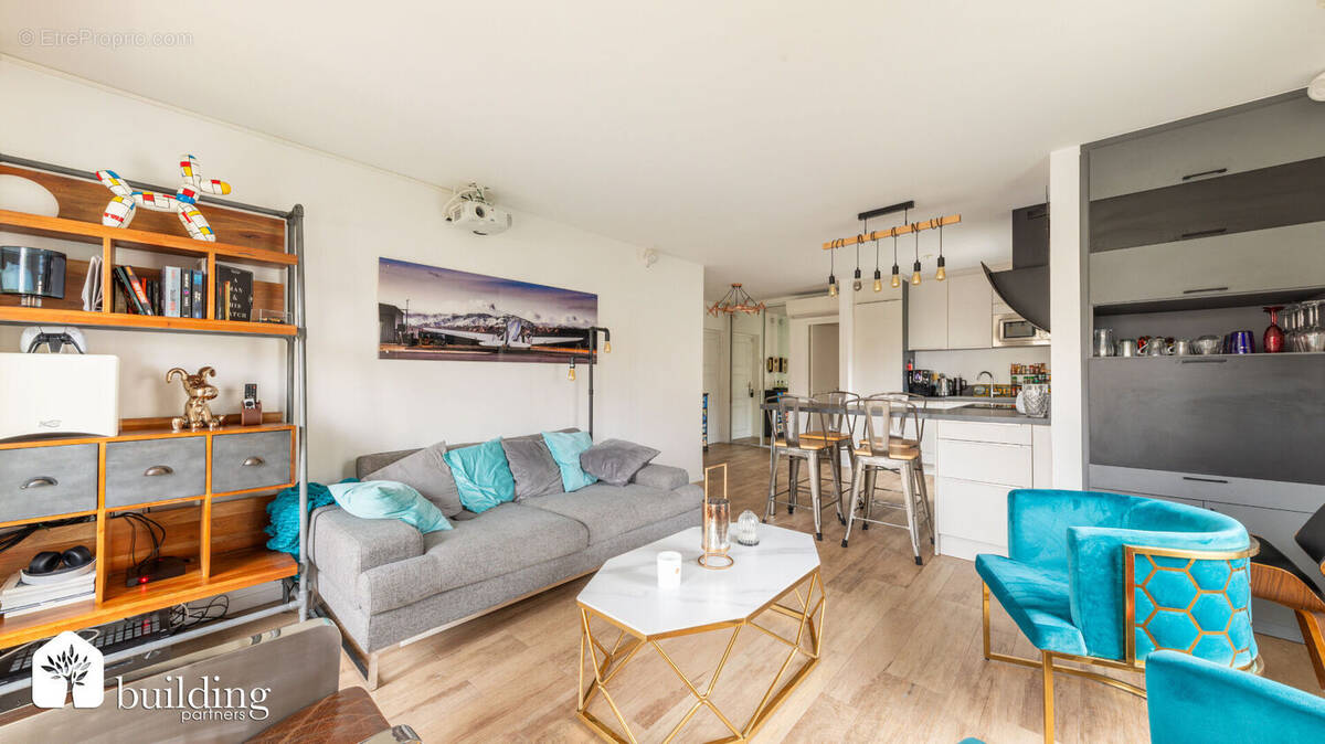 Appartement à LEVALLOIS-PERRET