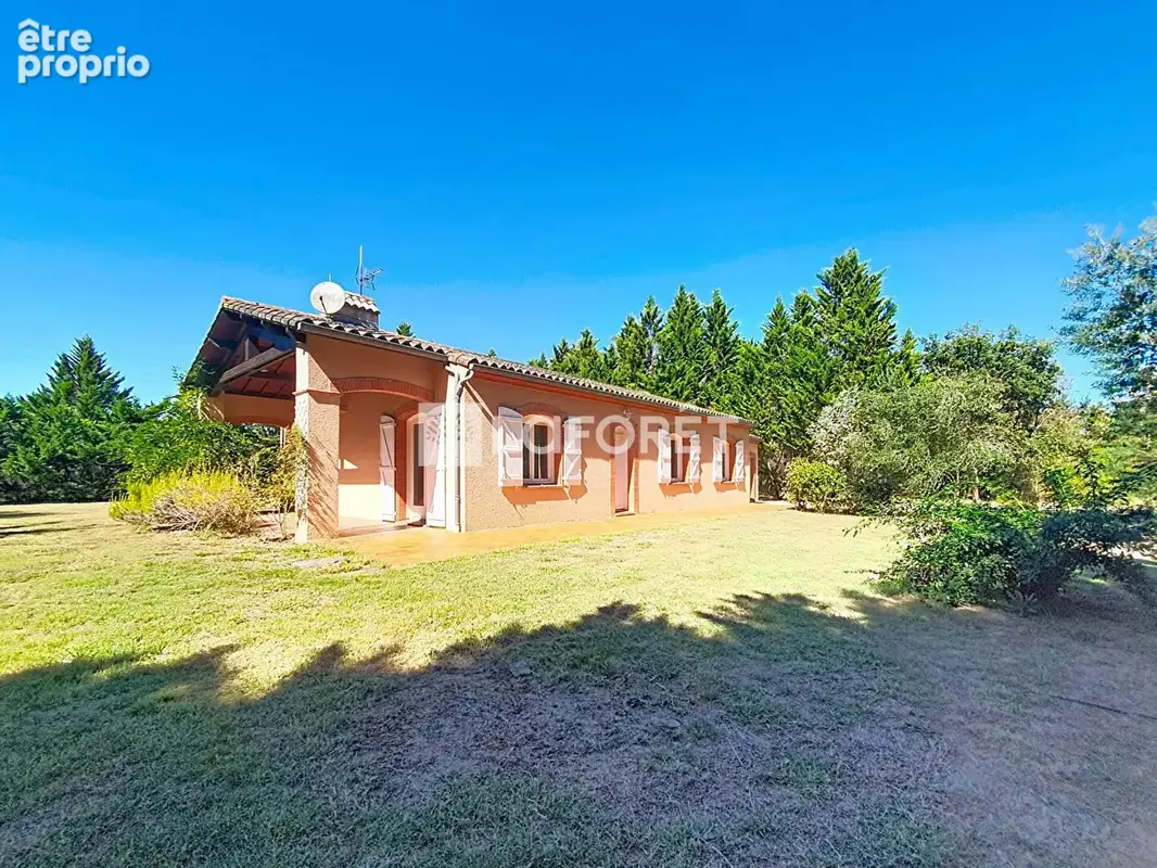 Photo Maison à Montjoire au prix de 299 980€