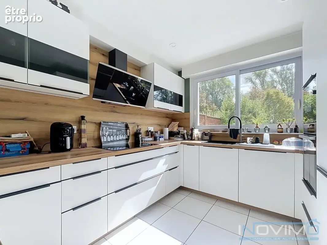 Maison 6 pièces 112 m² à vendre à Cappelle-La-Grande (59180) - photo 3