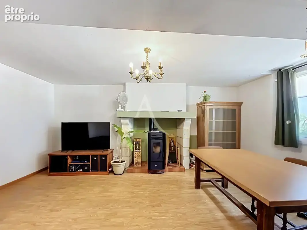 Immeuble - 2 appartements - DAON - photo 6