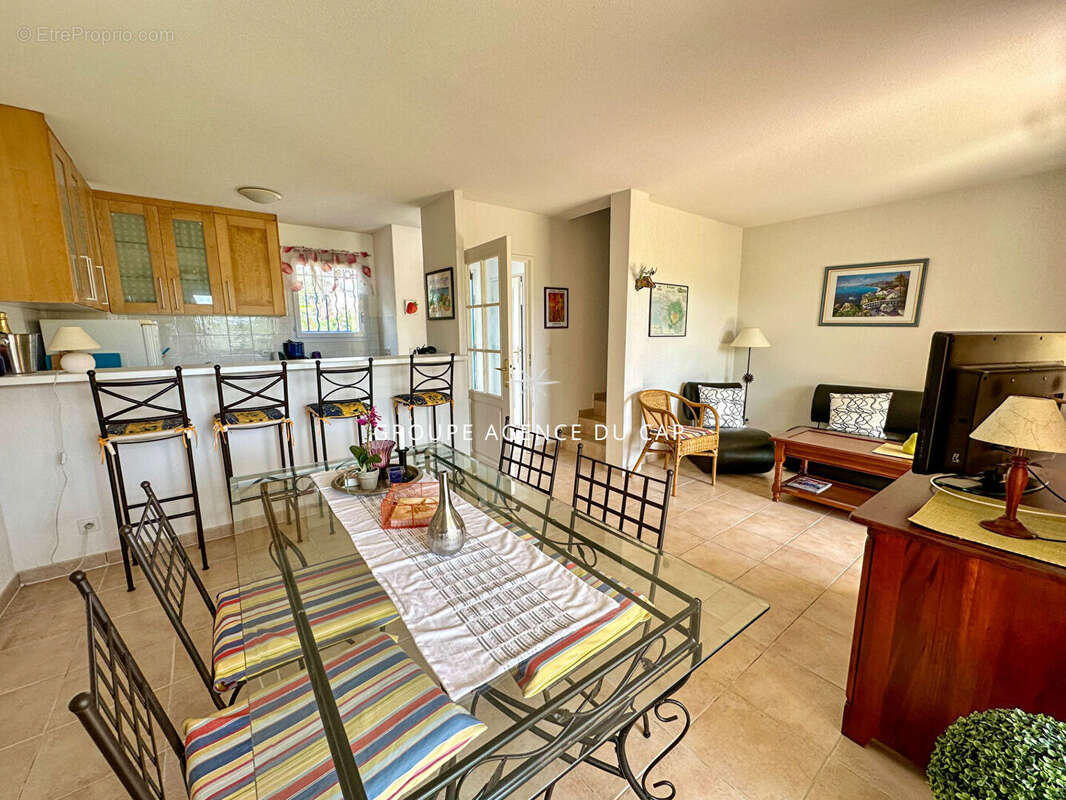 Appartement à LES ISSAMBRES