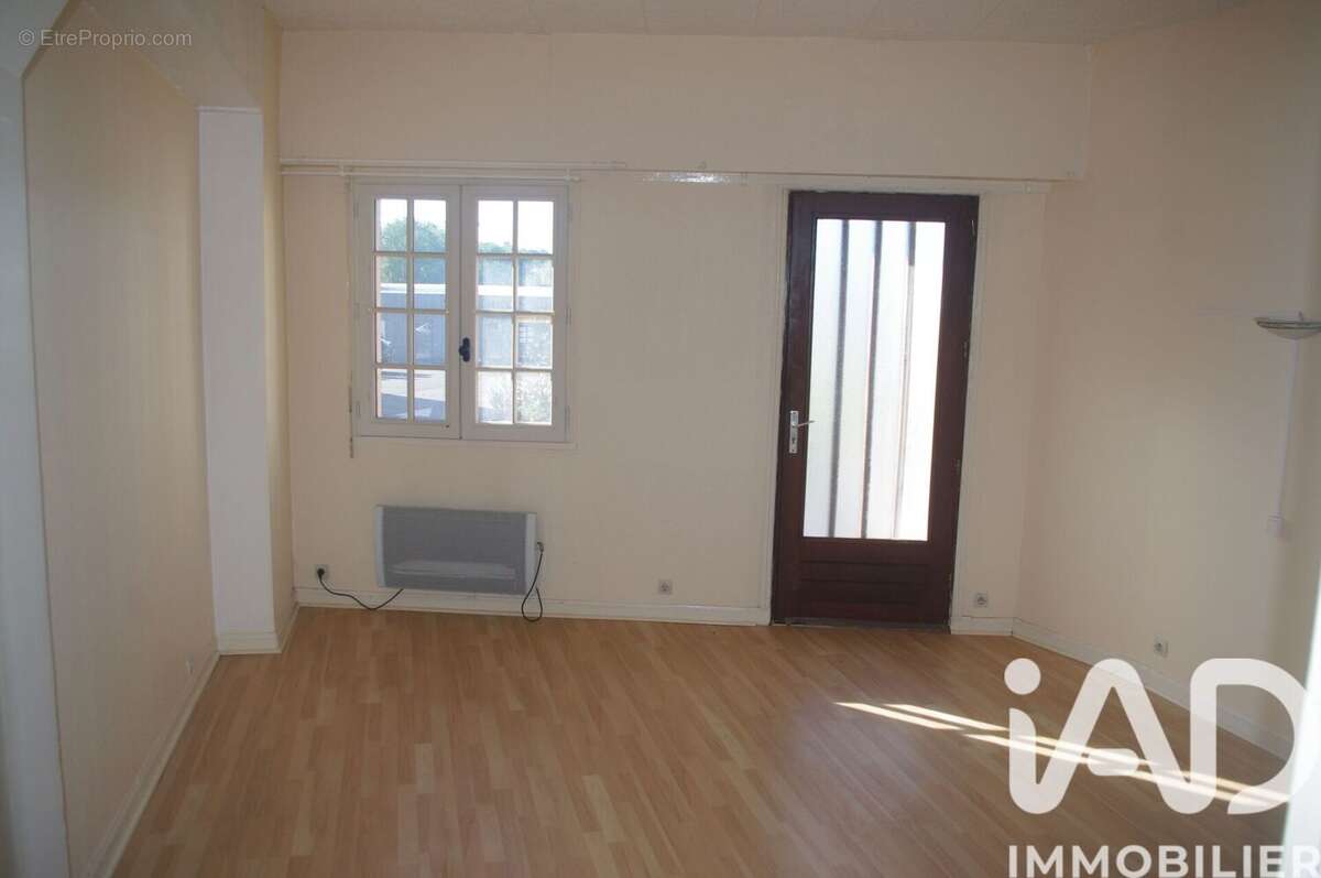 Appartement 235 m² à Besse-Sur-Braye  - photo 7