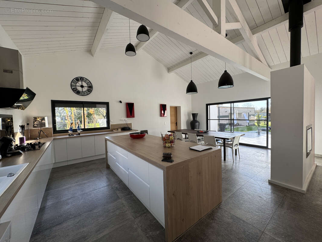 Maison à SAINT-MEDARD