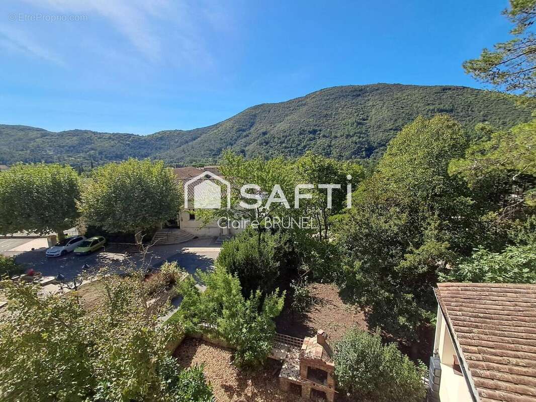 Photo 3 - Appartement à SAINT-FLORENT-SUR-AUZONNET