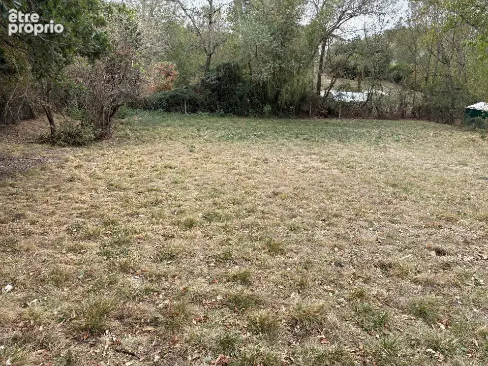 Photo Terrain à Viviers-Les-Montagnes au prix de 75 000€